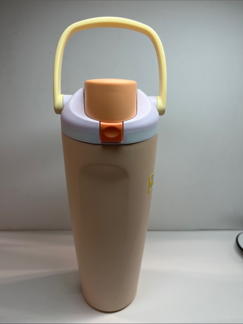 30 oz Owala FreeSip with STRAW